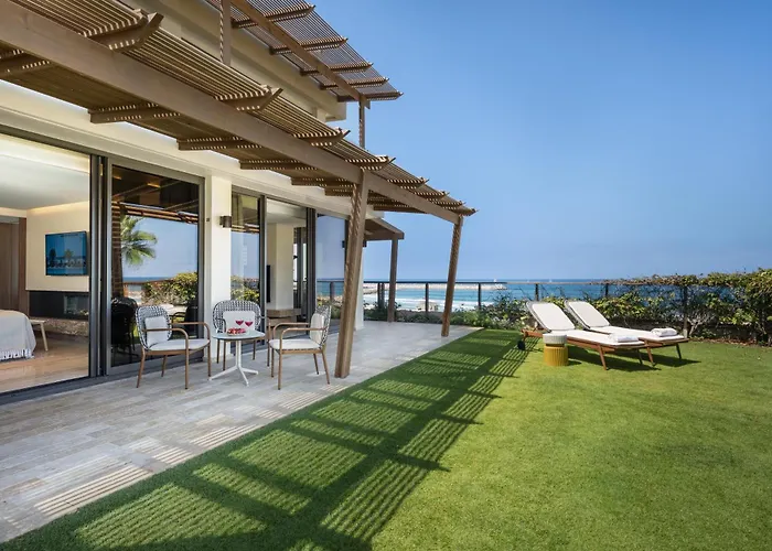 Dan Accadia Herzliya Hotel