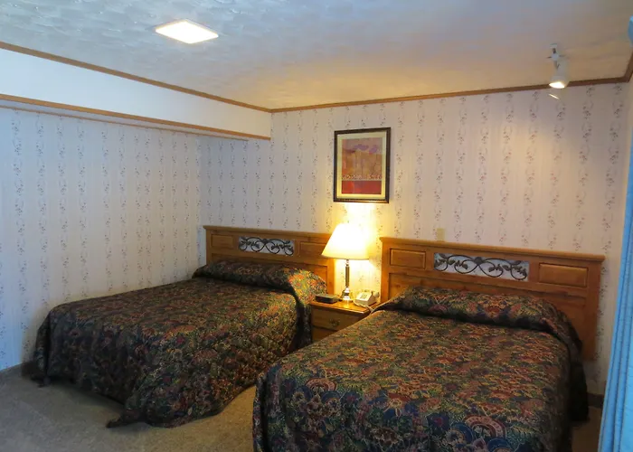 Lake 'N Pines Motel Cooperstown