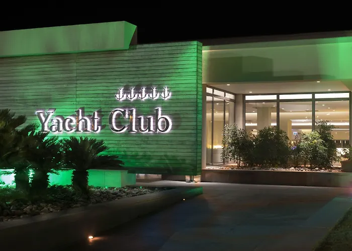 Yacht Club