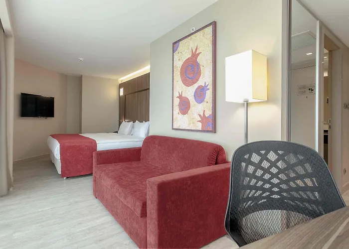 Ramada Encore By Wyndham İzmir