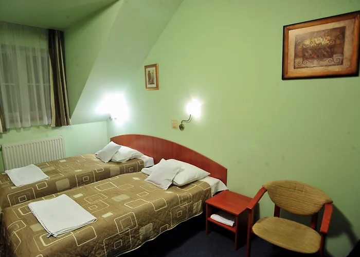 Hotel Złote Dęby