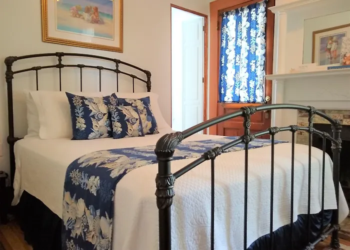 Surf Song Bed & Breakfast Tybee Island