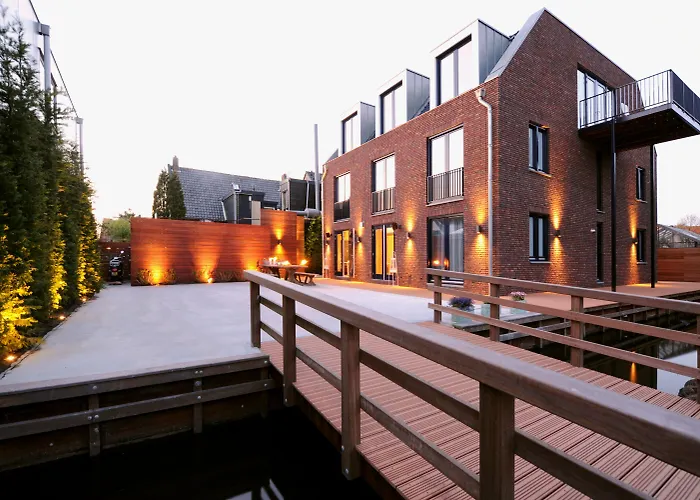 Blue Mansion Hotel Aalsmeer
