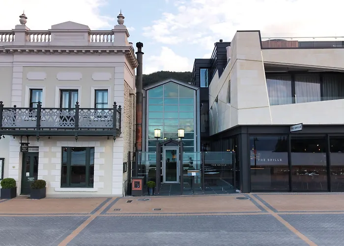 Eichardt'S Private Hotel
