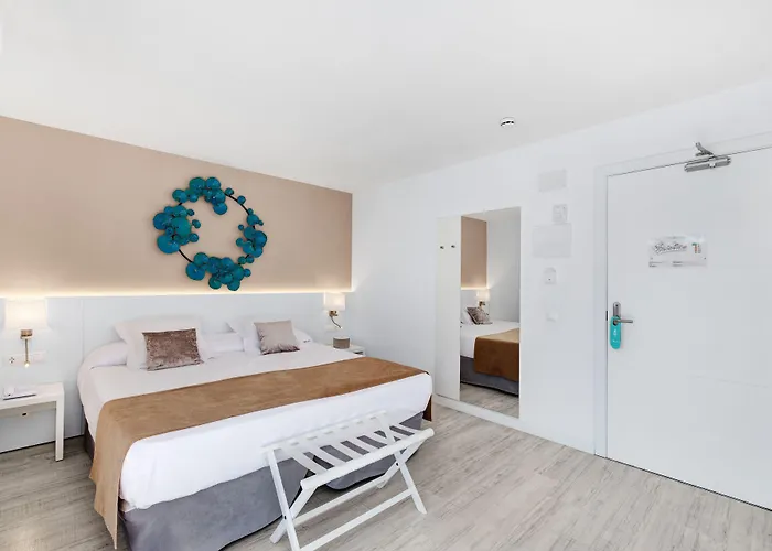 Hotel Plaza Santa Ponsa Boutique - Adults Only.