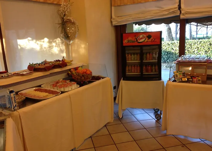 Hotel Ristorante Vecchia Riva Varese