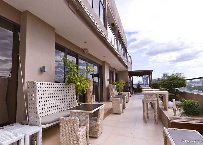 Castle Peak Hotel Cebu