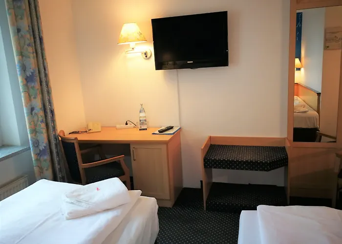 Hotel NEAR BY Laatzen