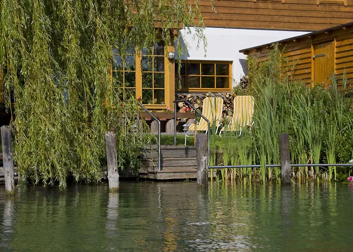 Romantischer Seegasthof&Hotel Altes Zollhaus Feldberger Seenlandschaft