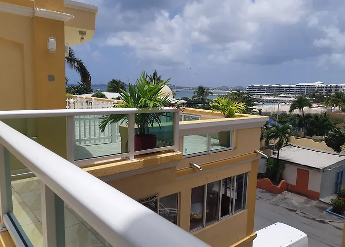 Simpson Bay Hotels