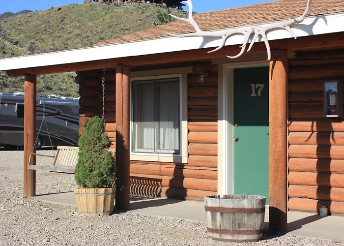 Green Creek Inn And Rv Park Wapiti
