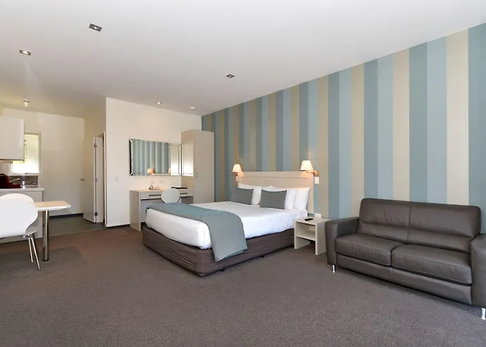 Franz Josef Hotels