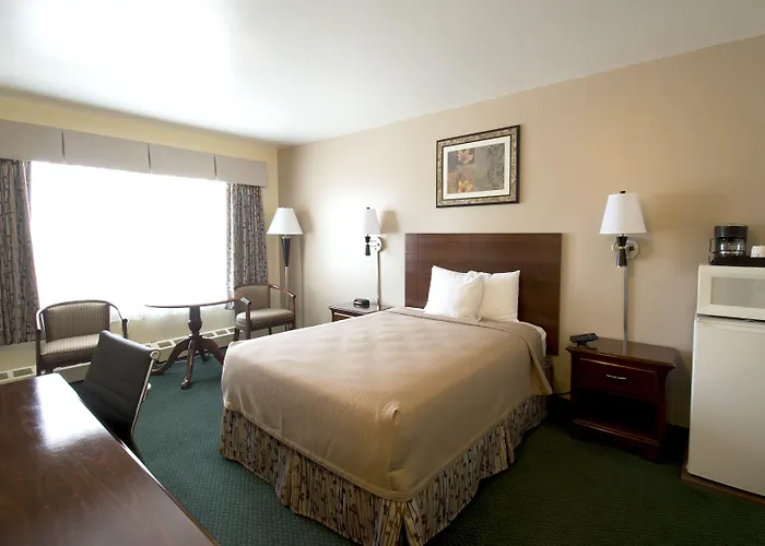 Travelers Inn