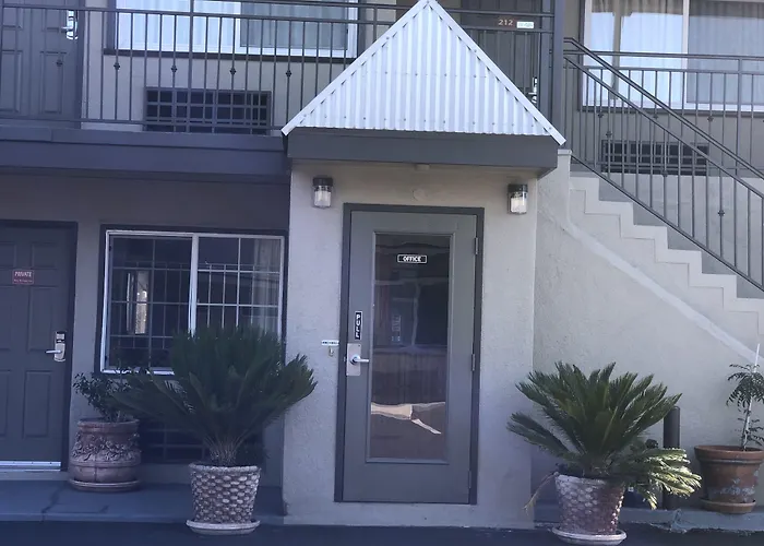 Bay Bridge Inn Oakland
