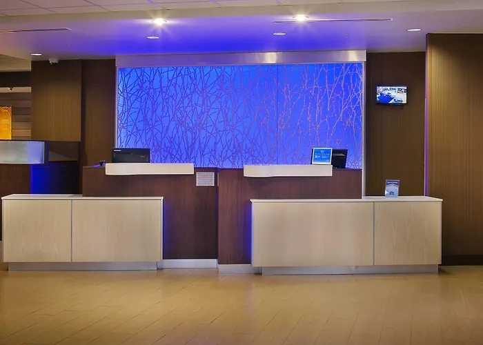 Fairfield Inn And Suites By Marriott Monaca