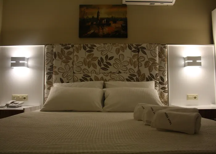 Twins Hotel Çeşme