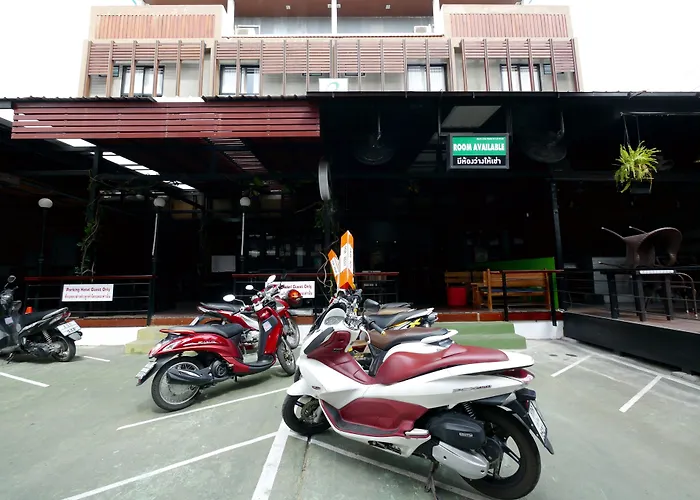 Basic Line Hotel @ Loikroh