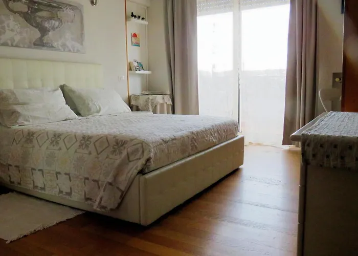 Luna Rossa Rooms