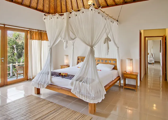 Lembongan Cliff Villas