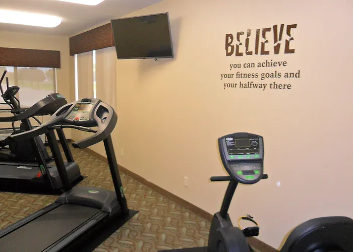 Cobblestone Inn & Suites - Fort Dodge