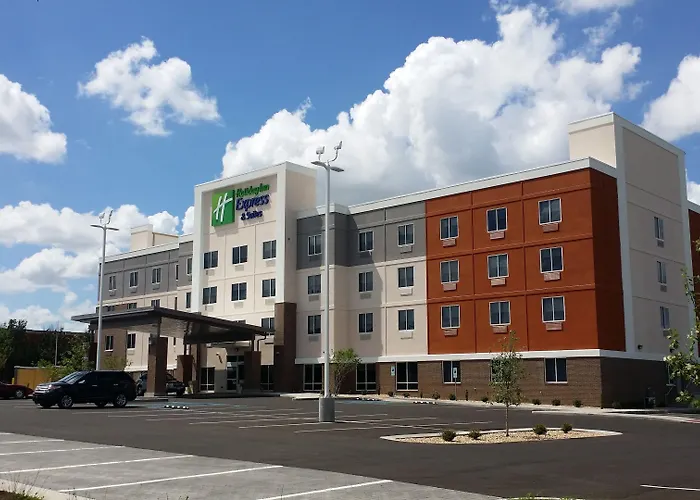 Holiday Inn Express & Suites Lexington Midtown - I-75 By Ihg
