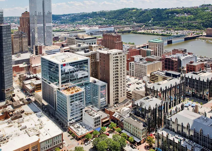 Hilton Garden Inn Pittsburgh Downtown