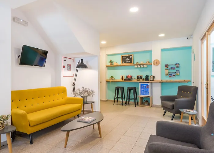 Hostal Jume - Urban Rooms