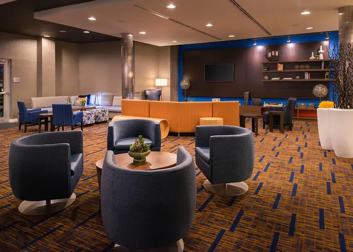 Courtyard By Marriott Hot Springs Hotel