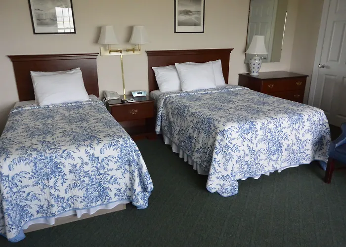 The Hawthorne Motel Chatham