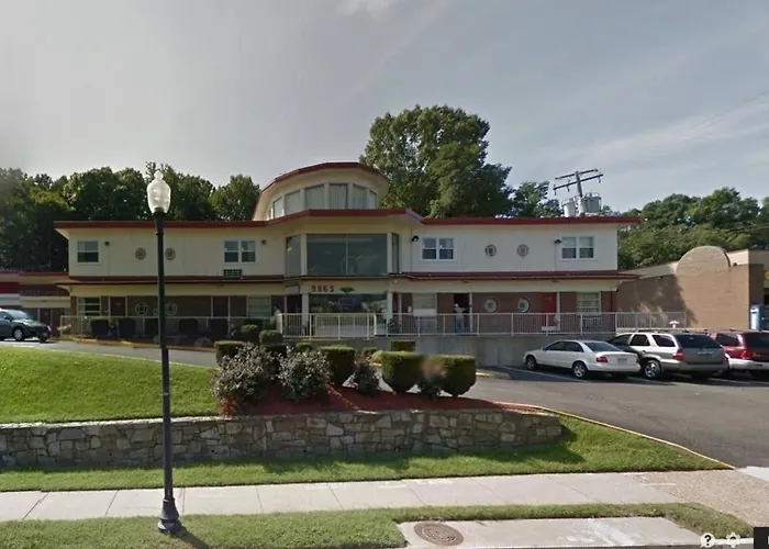 Lee High Inn Oakton
