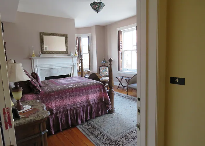 The Swope Manor Bed & Breakfast