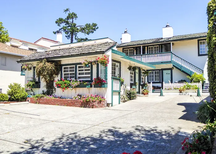 Hotels in Carmel-by-the-Sea