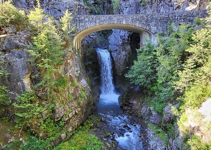 Crest Trail Lodge Packwood