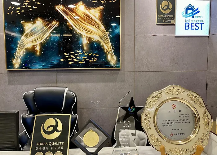 Changwon At Business Hotel