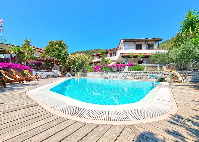 Hotel Montemerlo Fetovaia