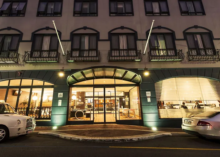 Hotels in Perth