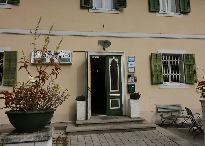 Pension - Alt - Strassgang