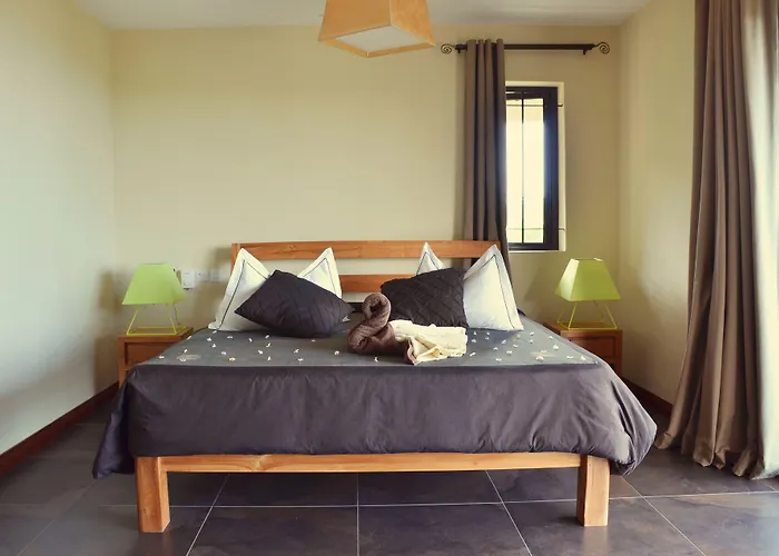 Happy Days Guest House