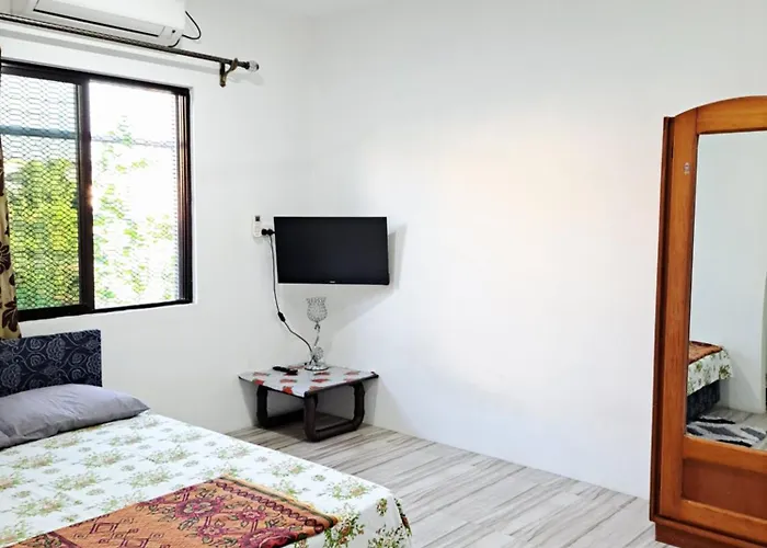 Nav'S B&B