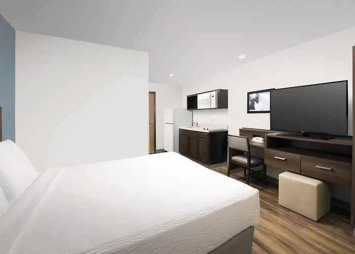 Extended Stay America Select Suites - Clearwater Largo