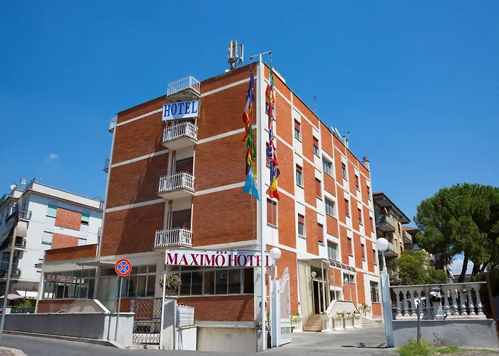 Maximo Hotel