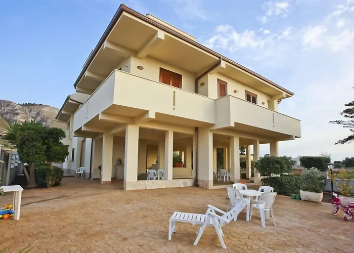Bed and Breakfast Erice Mare