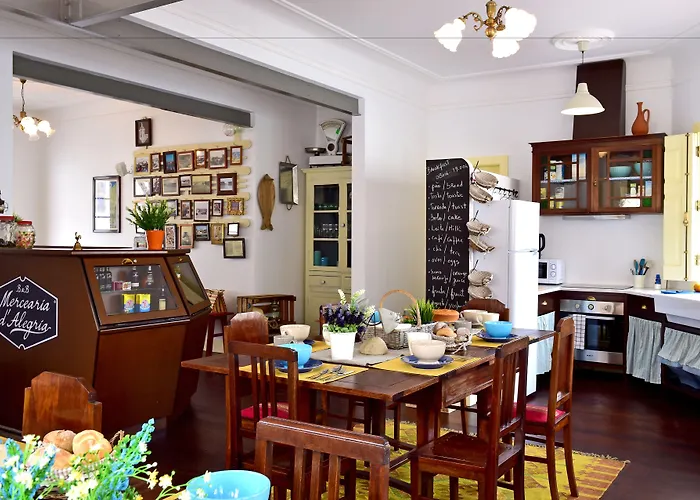Mercearia D'Alegria Boutique B&B Peniche
