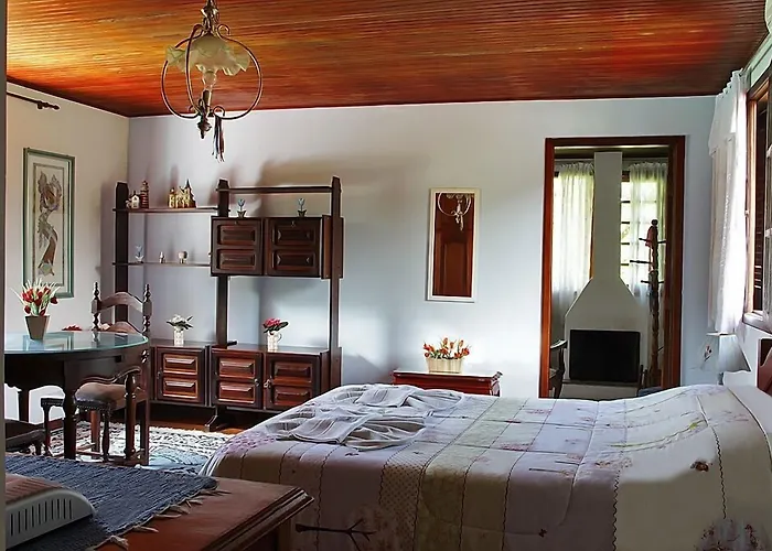 Aconchegos Ile De France Hotel Penedo 