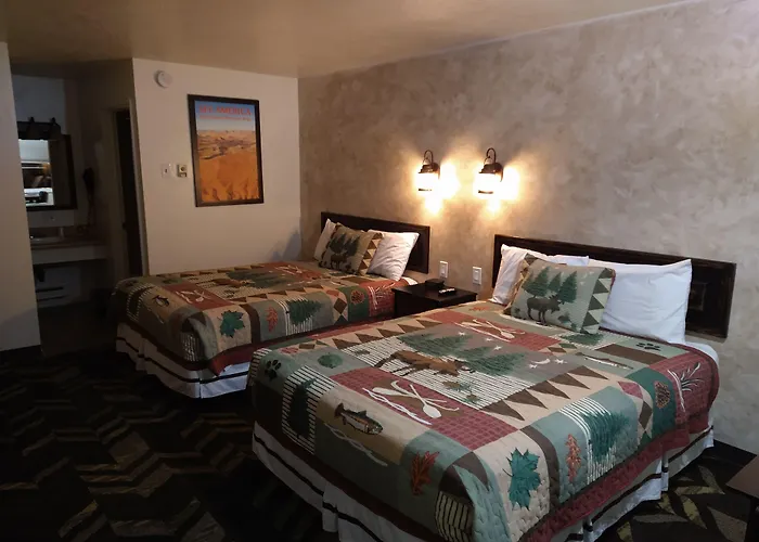High Desert Inn Salina