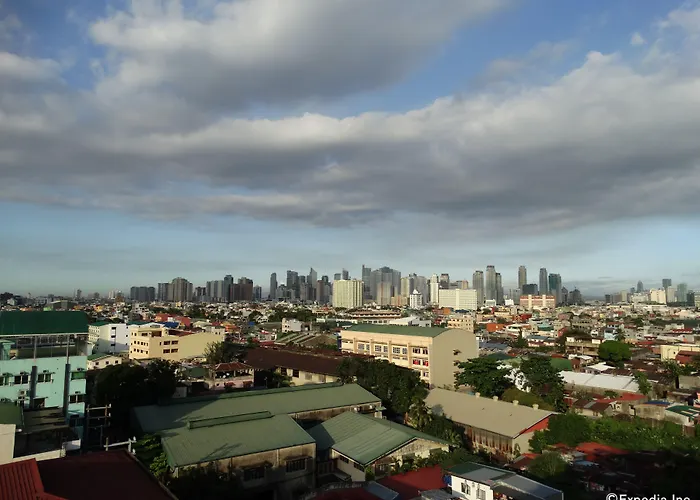 Urban Travellers Hotel Pasay