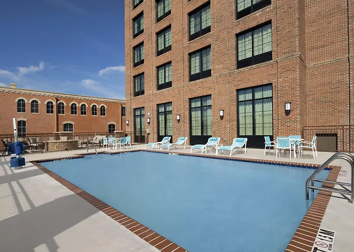 Holiday Inn Express Pensacola Downtown By Ihg