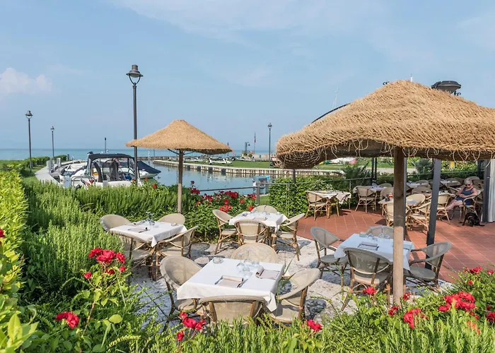 Yachting Hotel Mistral