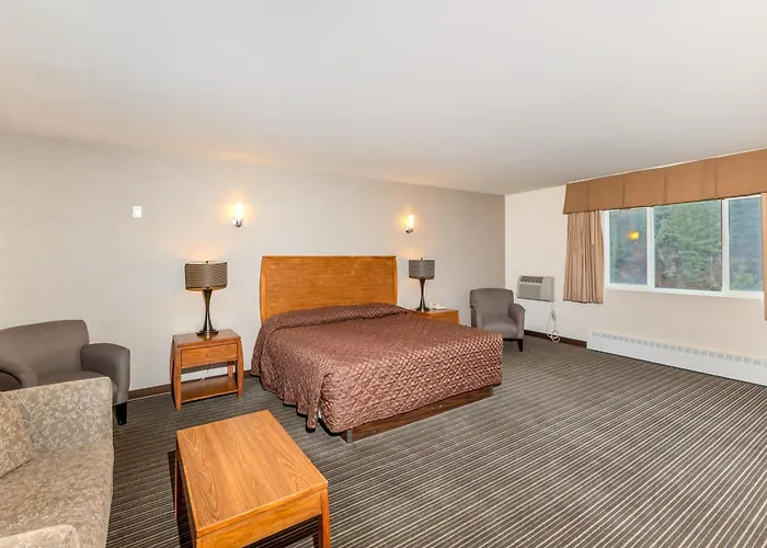 Seward Hotels