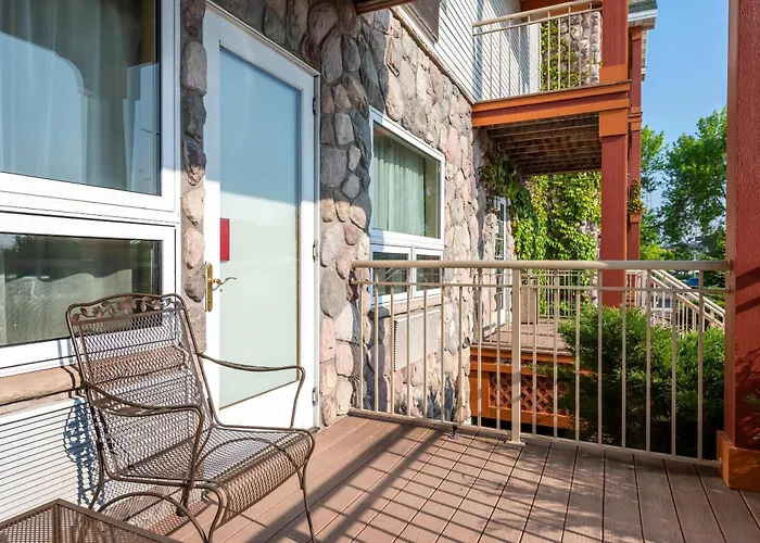 Lift Bridge Lodge, An Ascend Collection Hotel